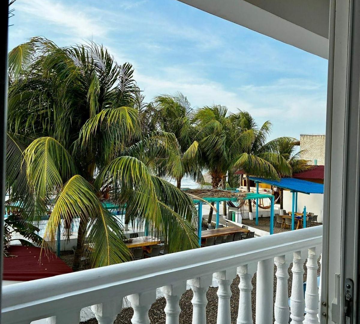 Hotel Pinos Club Manzanillo 3*